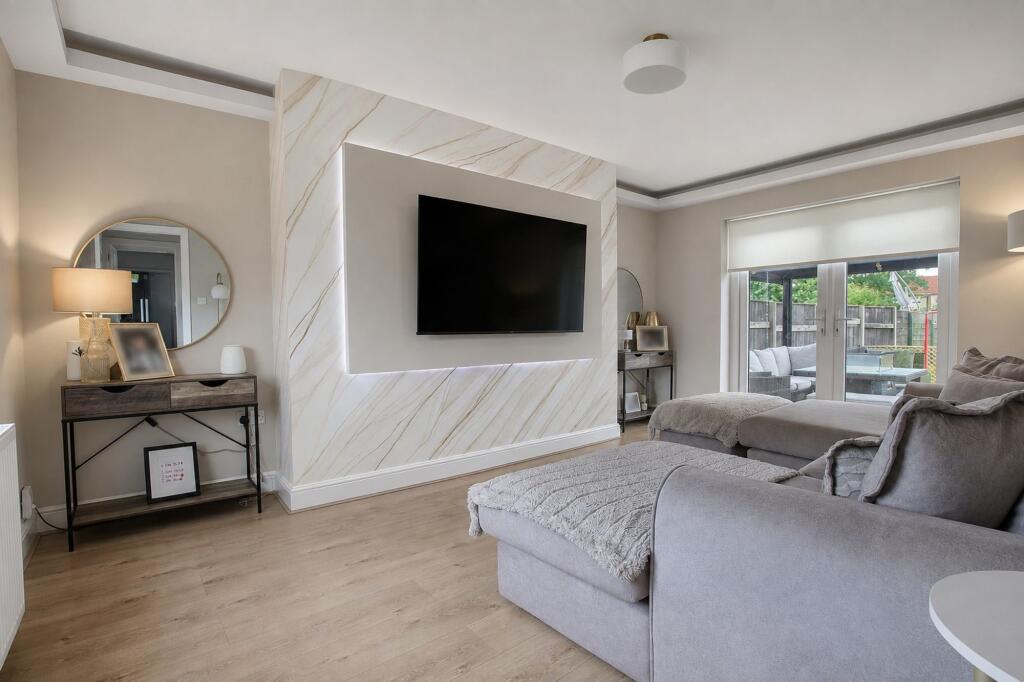House in Stockton-on-Tees - More
