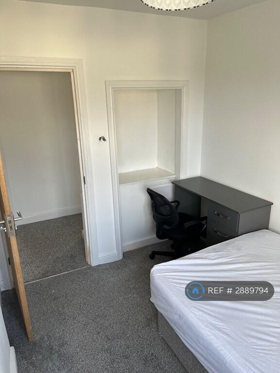 Main image of property: Hyde Close, Nottingham, NG11