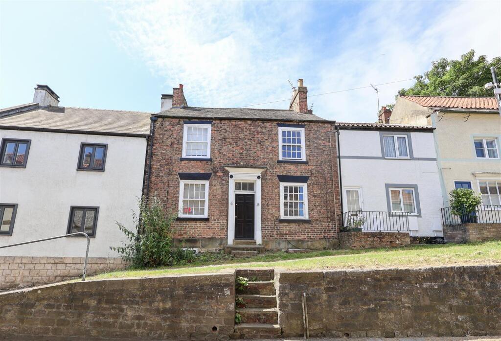 Main image of property: Allhallowgate, Ripon