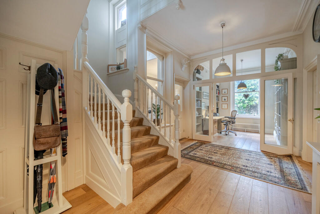House in Reading, Caversham - View 2