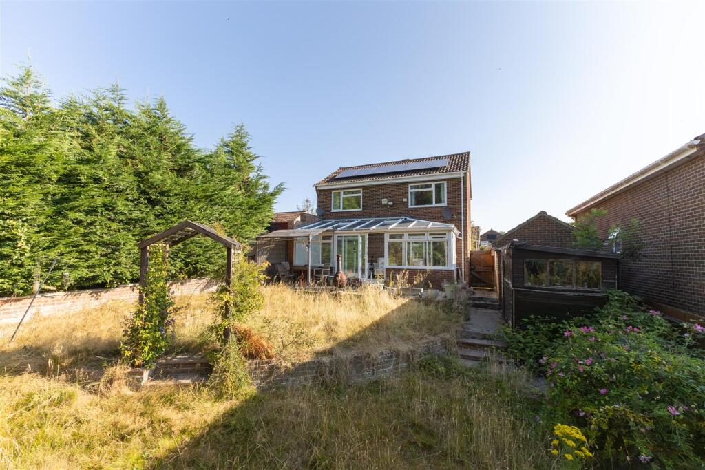 House in Tonbridge - View 2