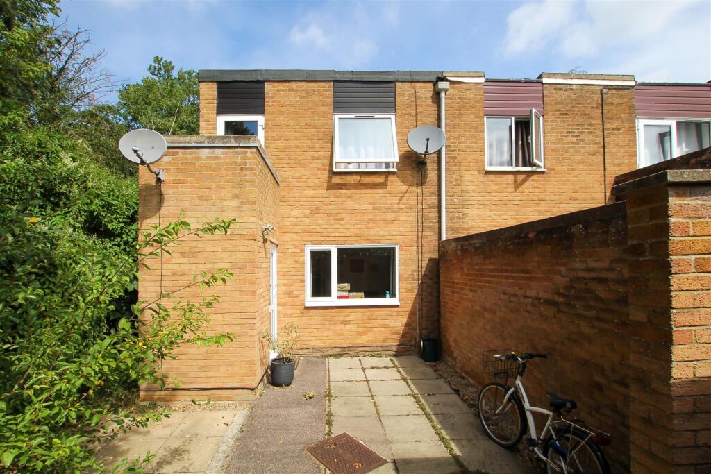 Main image of property: Greenlands, Cambridge