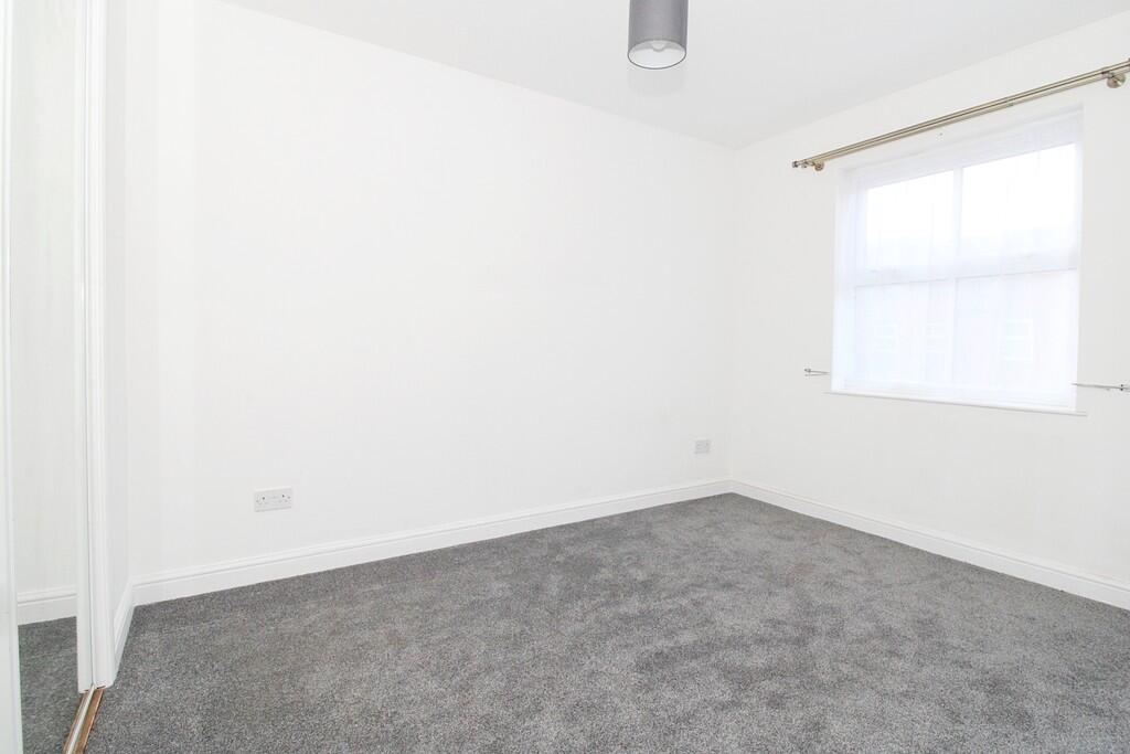 Apartment in Coventry - View 5