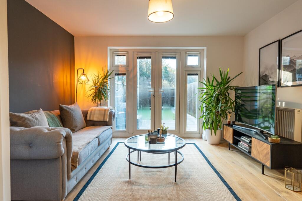 Hoelion Grove, Rogerstone photo 2