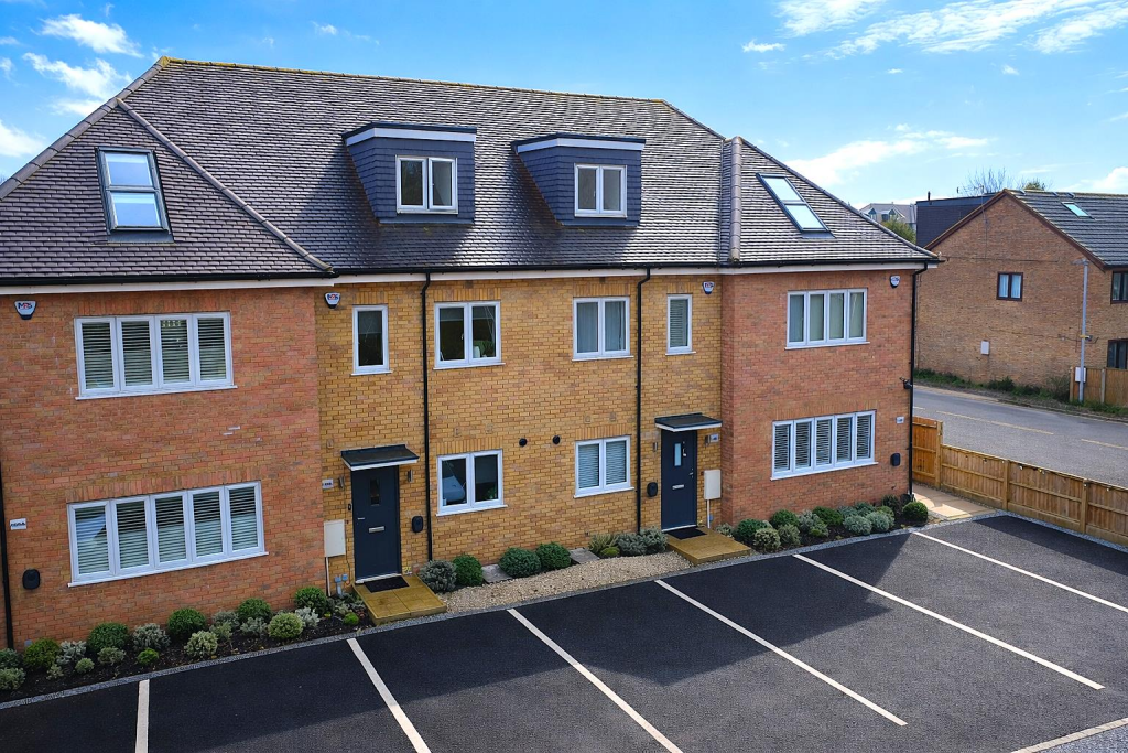 Main image of property: Wood Lane End, Hemel Hempstead, HP2