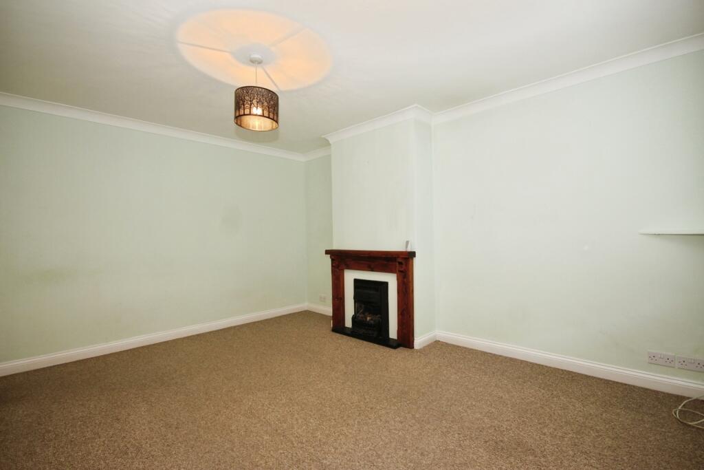 House in Warwick, Royal Leamington Spa - View 4