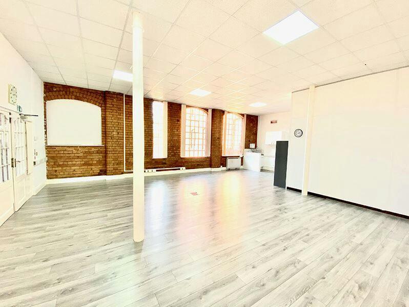 Suite 207c3.JPG