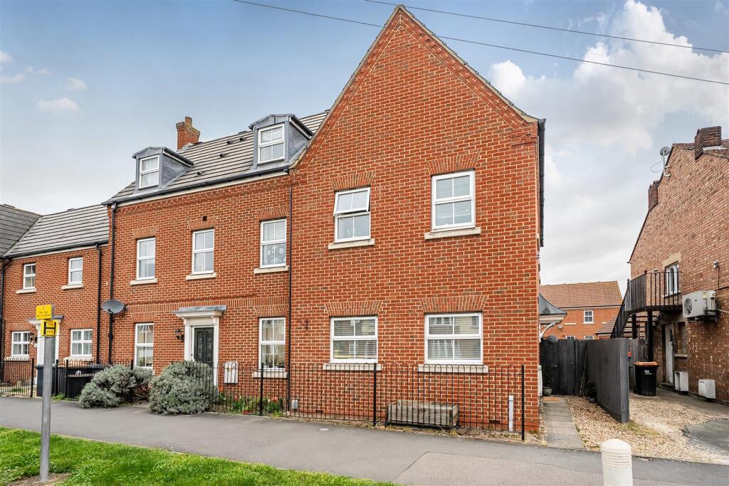 Main image of property: Goldington Road, Bedford
