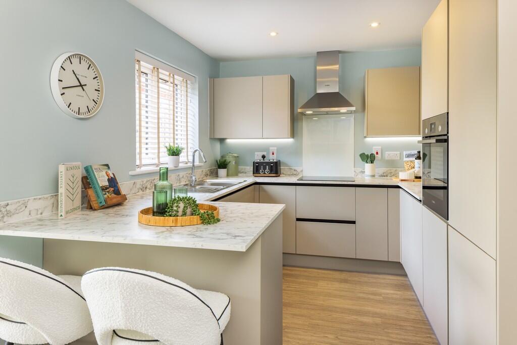 Off Watsham Place, Colchester Road, Wivenhoe, Colchester, CO79WP - View 3