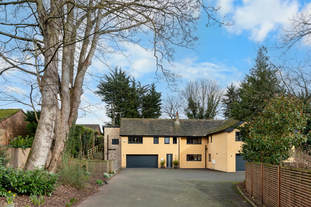 Main image of property: 1 Linden Place, Burghwallis, Doncaster, South Yorkshire, DN6 9FG