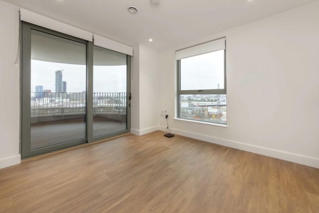Main image of property: Union Way, Willesden Junction