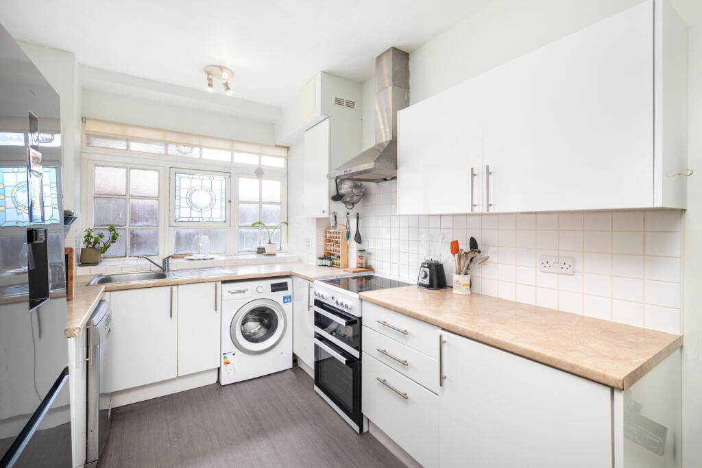 Apartment in London, St. John's Wood - View 6