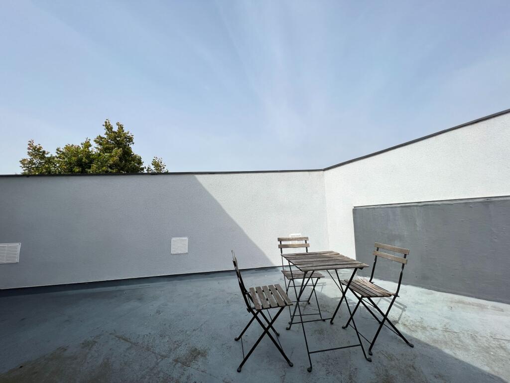 Main image of property: Flat 8,  Stratford Road, West Bridgford, Nottingham