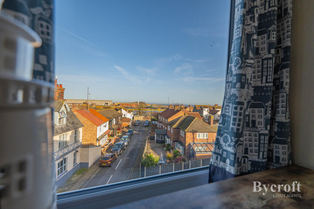 Cliff Hill, Gorleston, Great Yarmouth photo 2