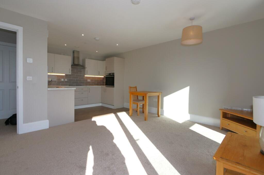 Apartment in Leicester - View 2