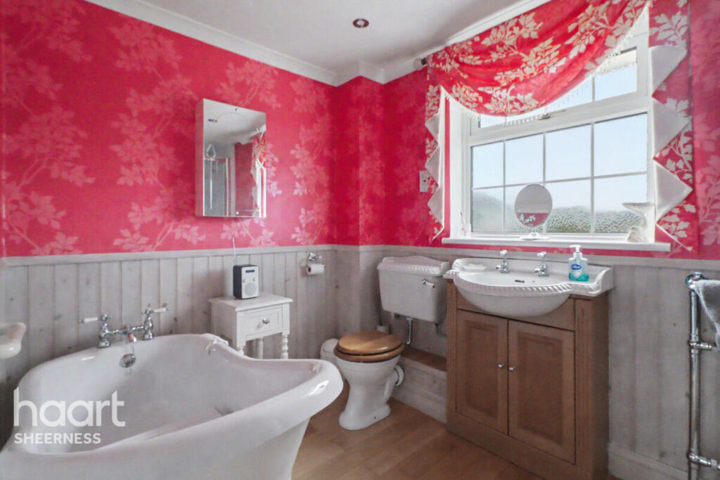 Minster Drive, Sheerness - View 5