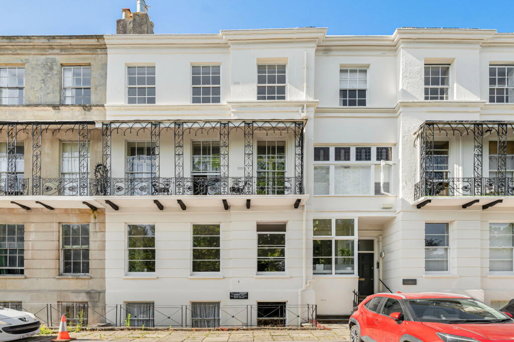 Main image of property: Lansdown Road, Cheltenham, GL50 2HT