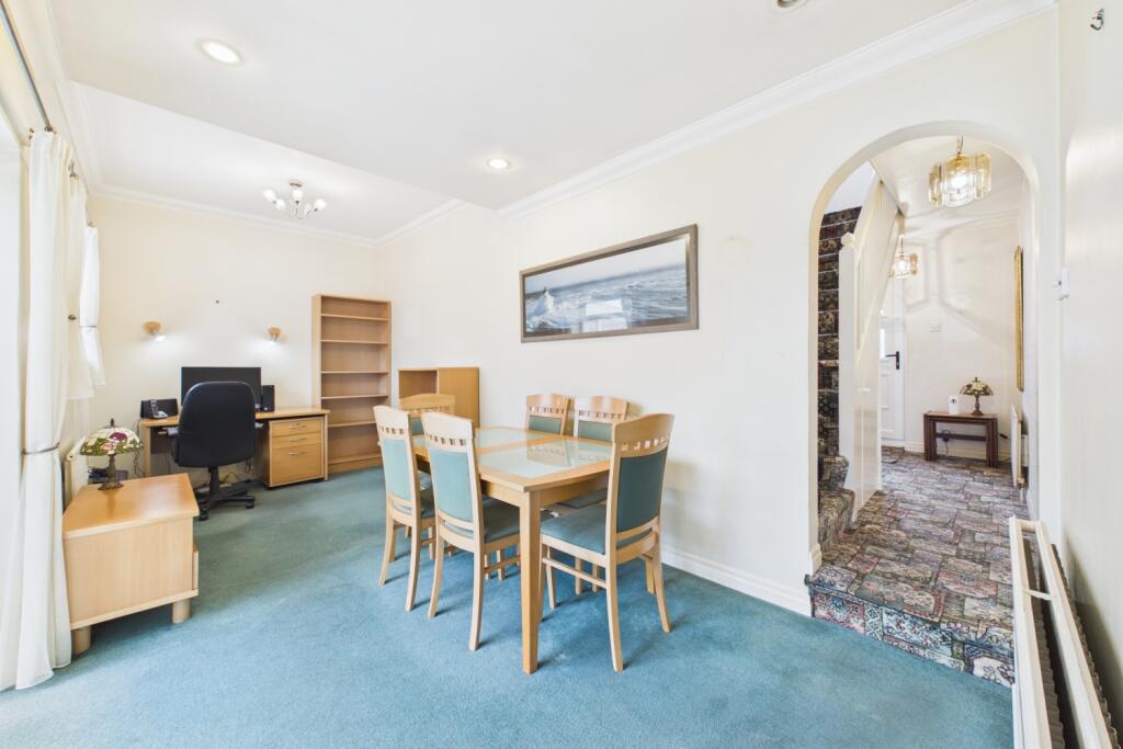 House in Sheffield, Totley Rise, Totley - More