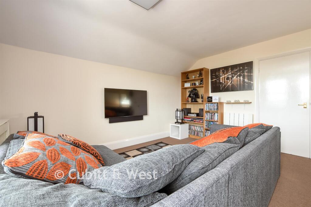Upper Bridge Road, Redhill, Surrey - View 5