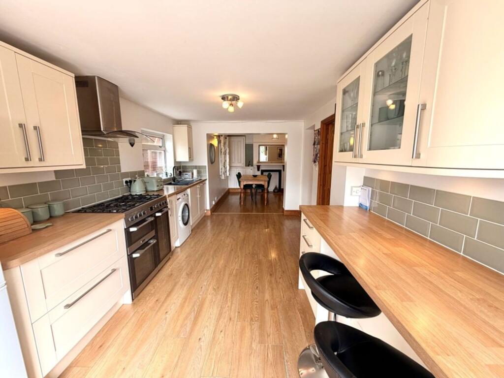 Southampton Road, Ringwood, BH24 - View 4