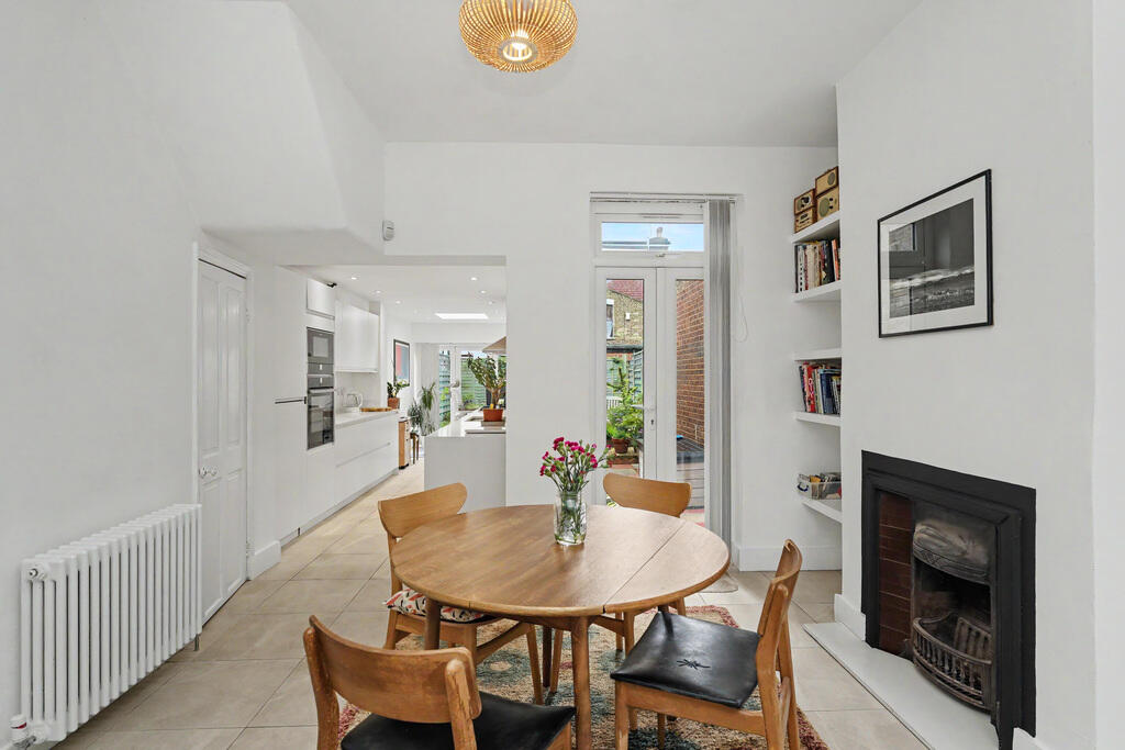 House in London - View 4