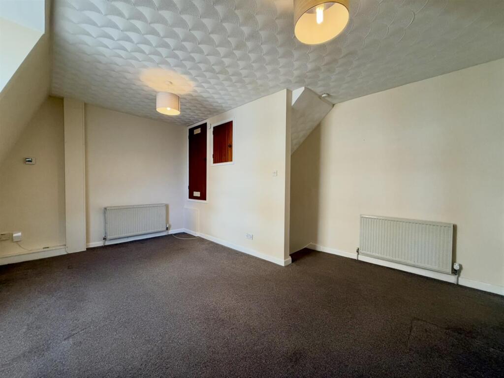 Apartment in Portsmouth - View 4