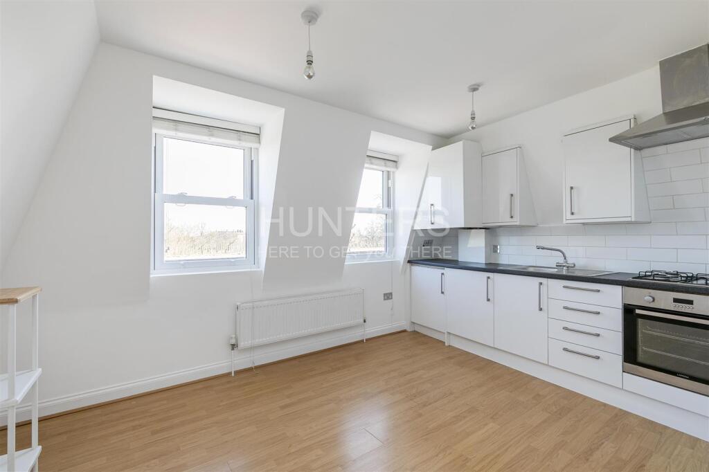 Main image of property: Riversdale Road, London, N5