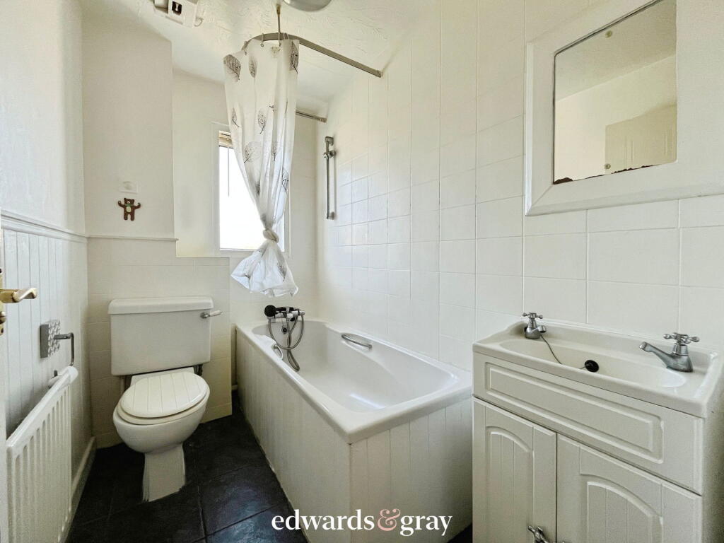 Additional image 12 of 29 Oakmeadow Close, Kitts Green, Birmingham, B33 0AQ