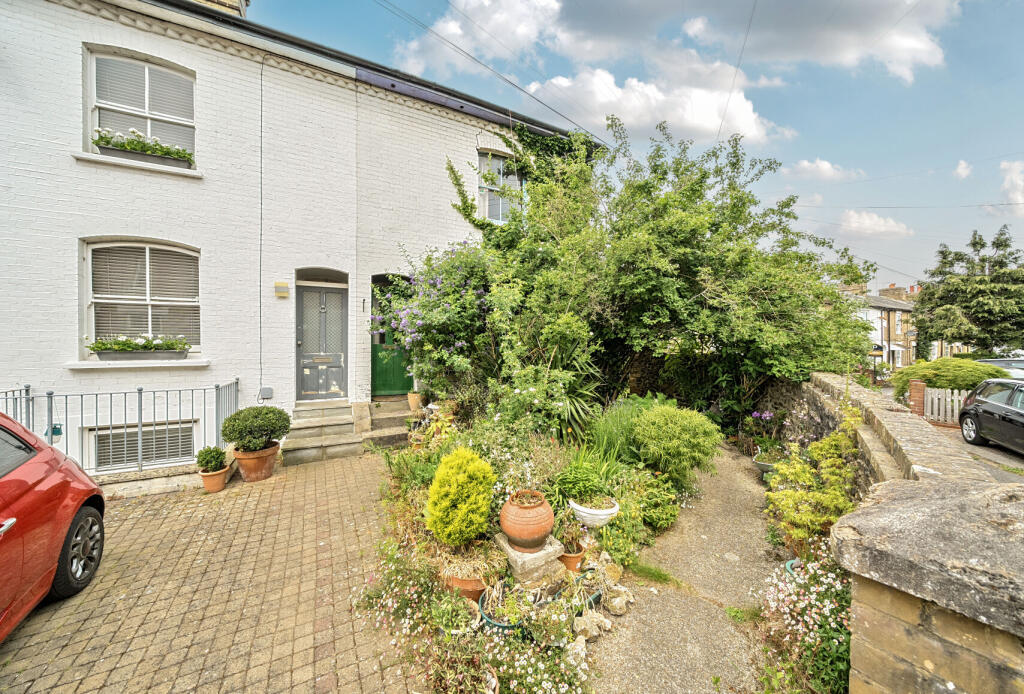 Main image of property: Prospect Road, Sevenoaks, Kent, TN13
