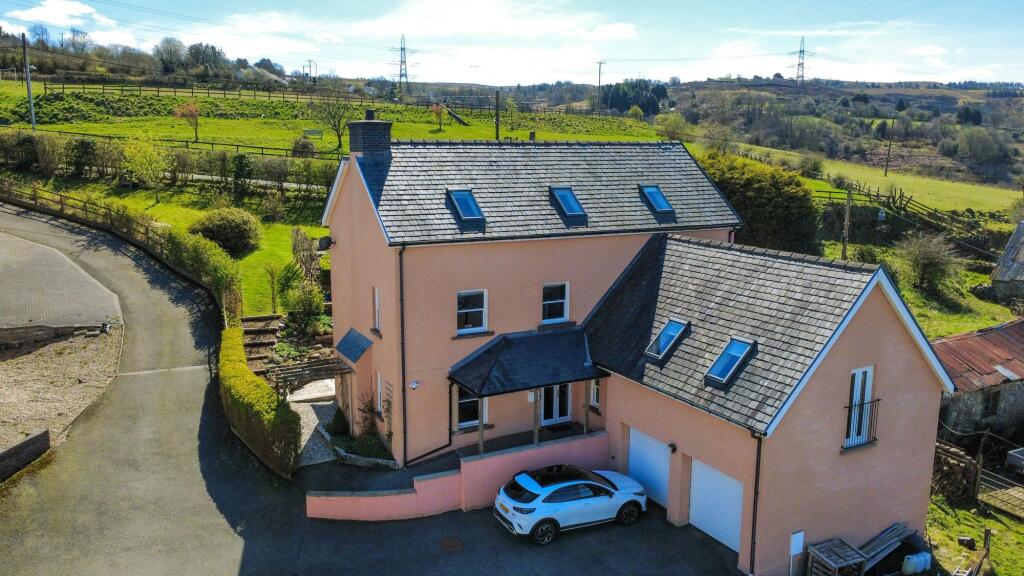 Main image of property: Penyffyddlwyn Lane, Llanelly Hill, NP7