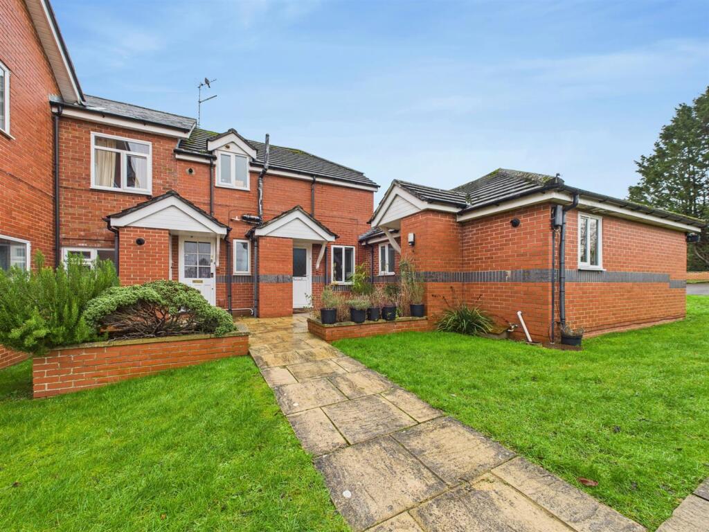 Main image of property: 207-209, London Road, Chippenham