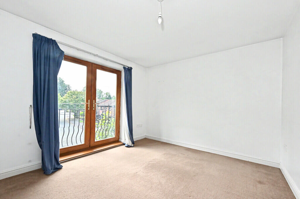 House in Stoke-on-Trent - View 5