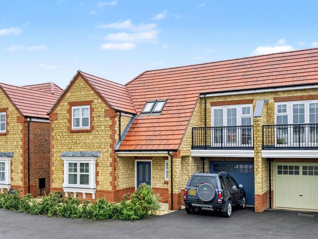 Main image of property: Cobden Green, Faringdon, SN7