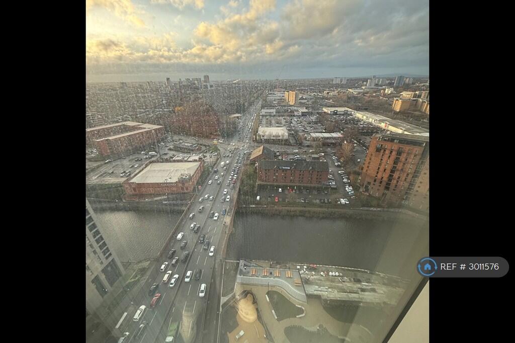 Apartment in Manchester - View 5