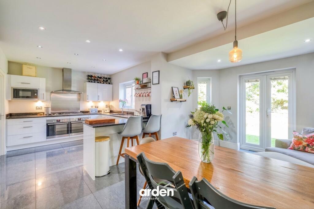 House in Bromsgrove, Cofton Hackett - View 2