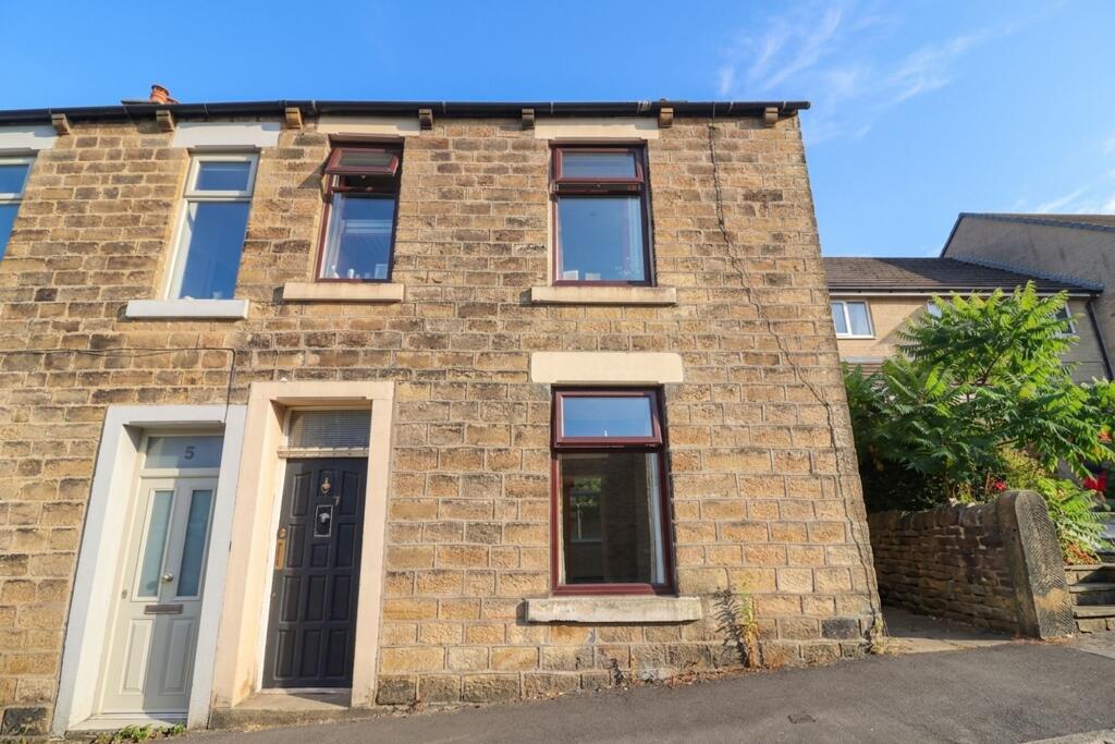 Main image of property: Kiln Lane, Hadfield, SK13