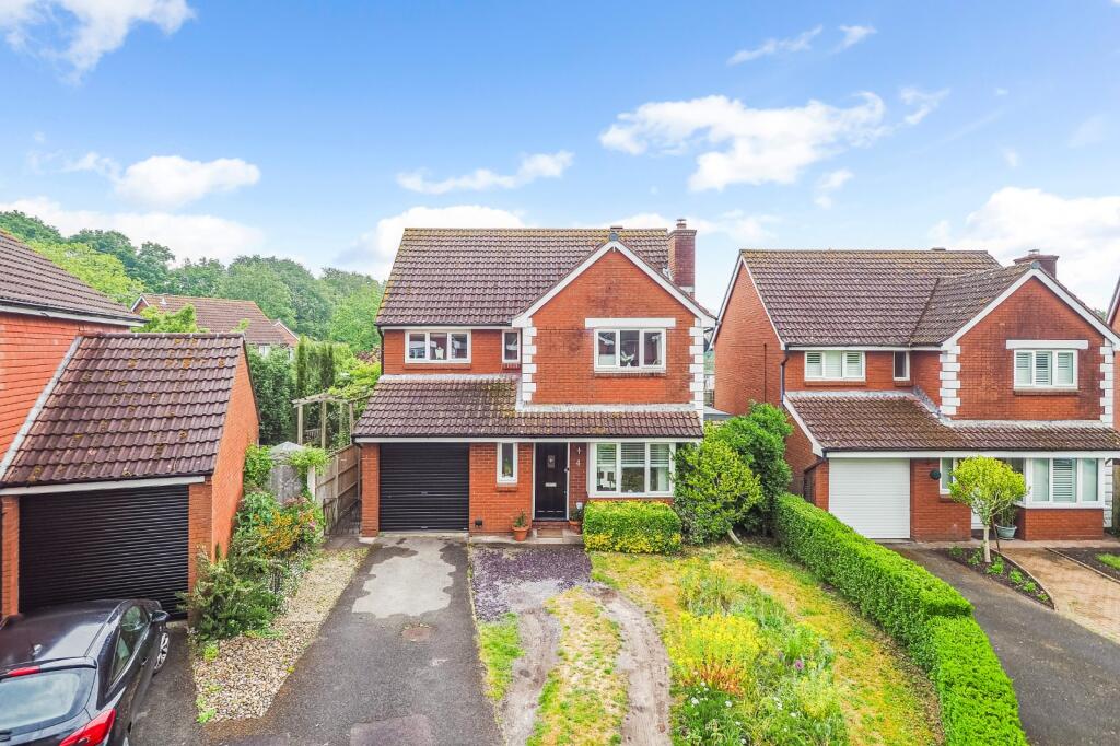 Main image of property: Woodlark Gardens, Petersfield, Hampshire