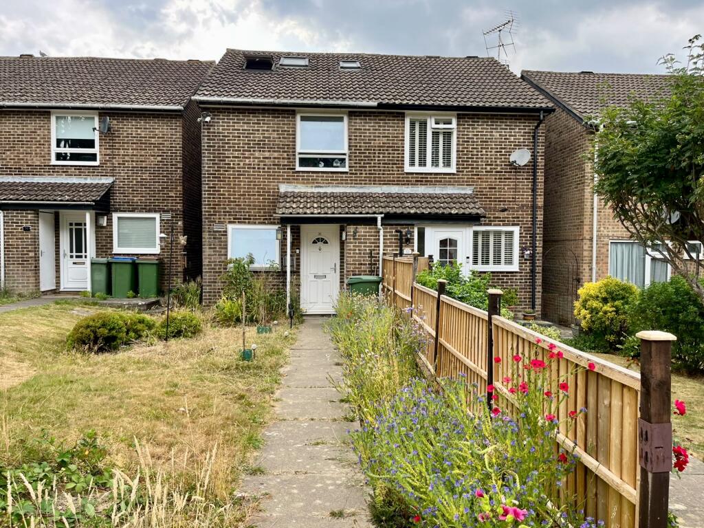 Drake Close, Horsham, Horsham