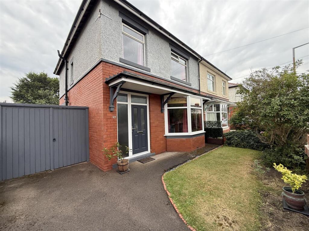 Main image of property: St. Andrews Road North, Lytham St. Annes
