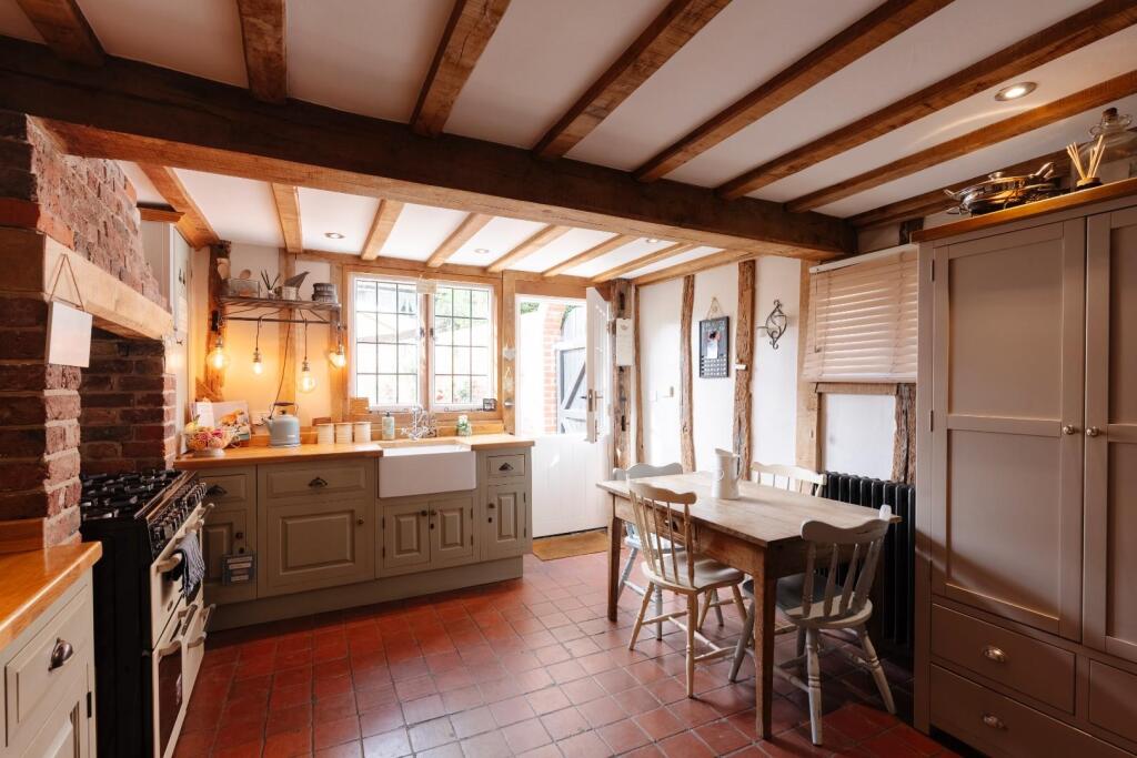 House in Colchester, Lexden - More