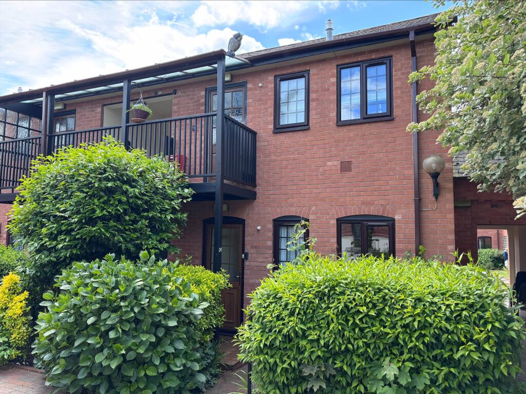 Main image of property: Kinwarton Road Alcester