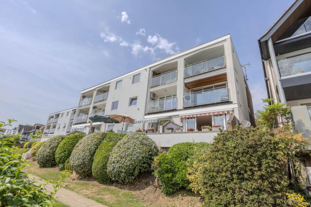 Main image of property: Undercliff Gardens, Leigh-on-Sea