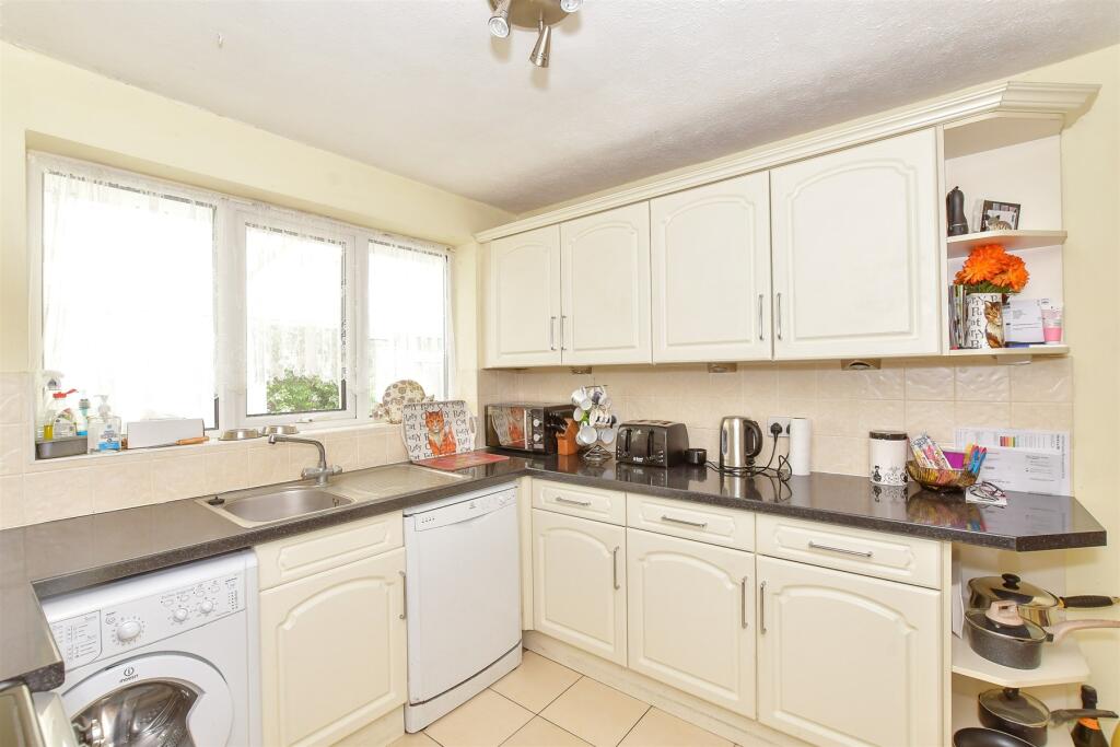 Sunnymead Drive, Waterlooville, Hampshire, Hampshire