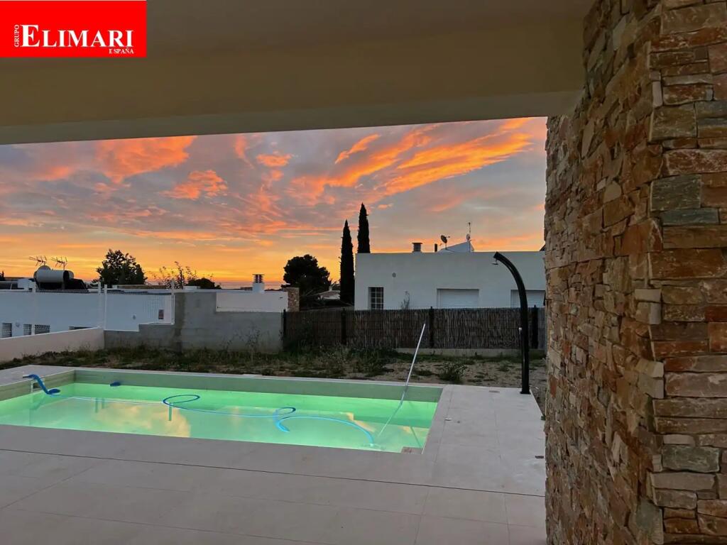 Main image of property: Catalonia, Tarragona, Alcanar