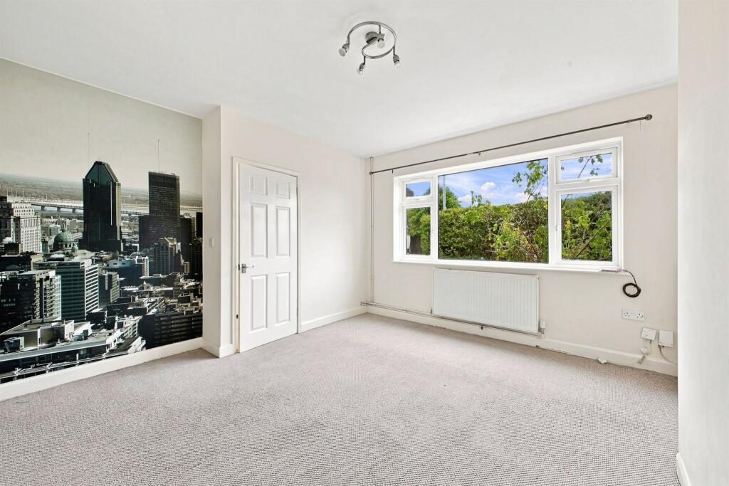 House in Northampton, Kingsthorpe - View 5