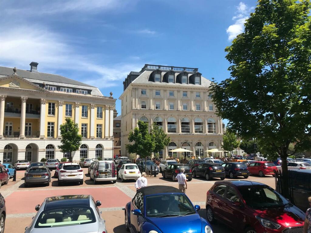 Opposite Kingspoint House.jpg