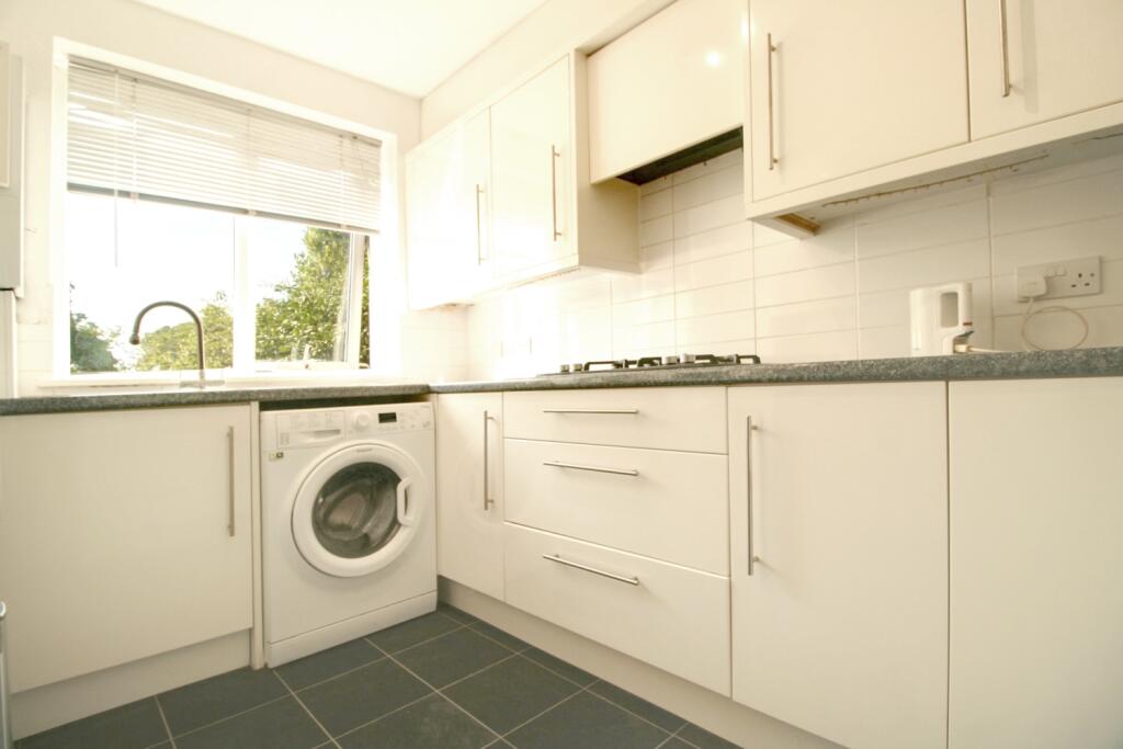 Trinity Close, Bromley, BR2 photo 5