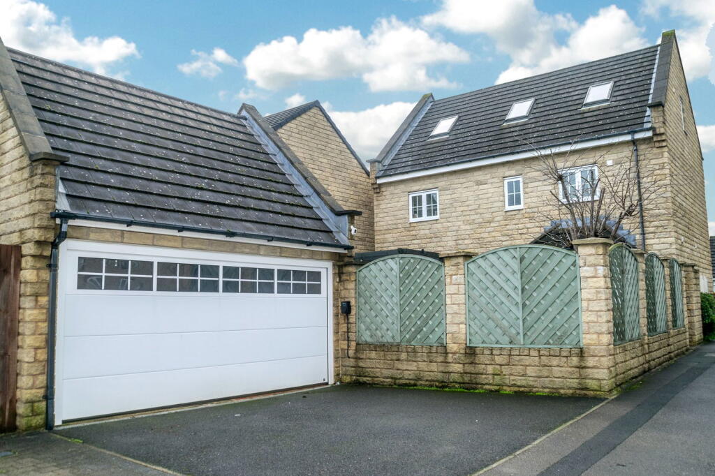 43 BIRKHEAD CLOSE photo 3