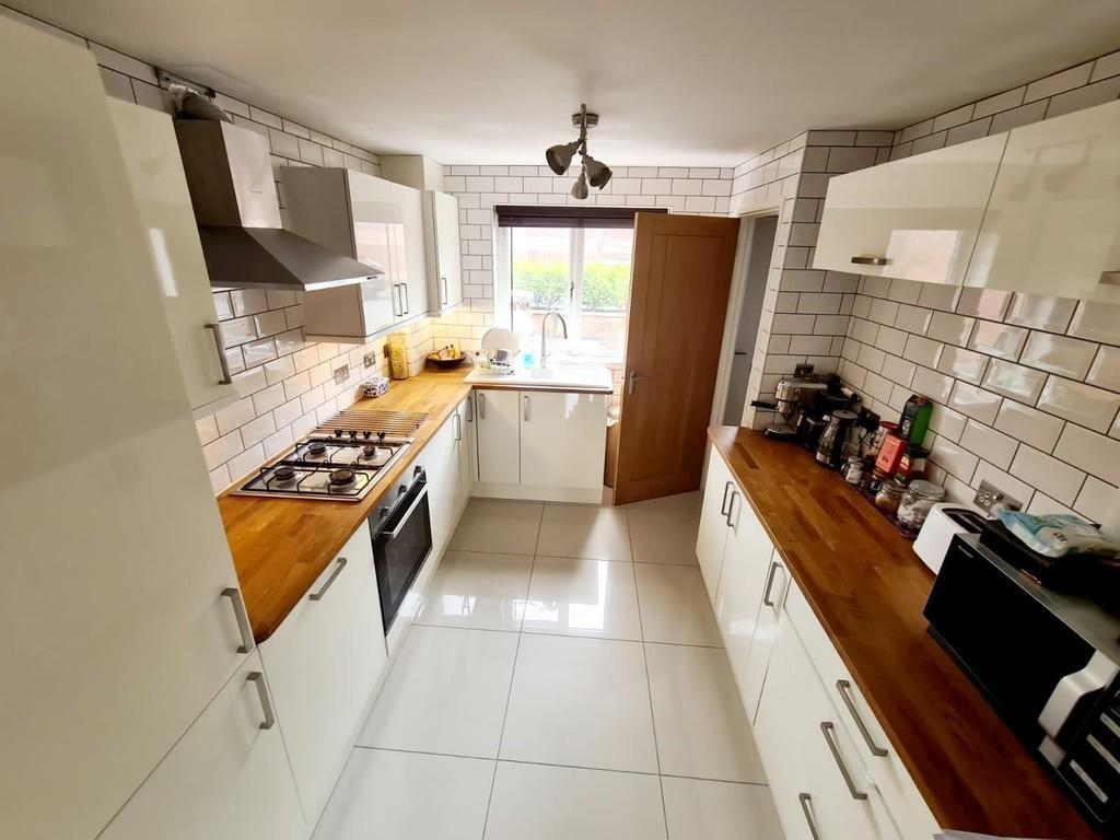 House in Nottingham - View 2
