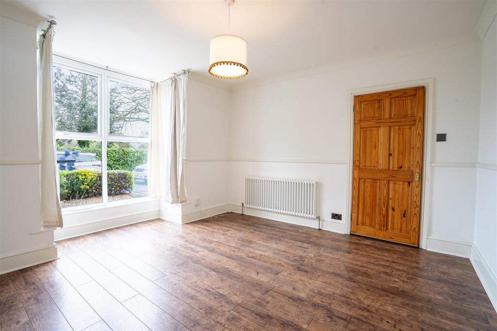 Park Avenue, Bideford photo 4